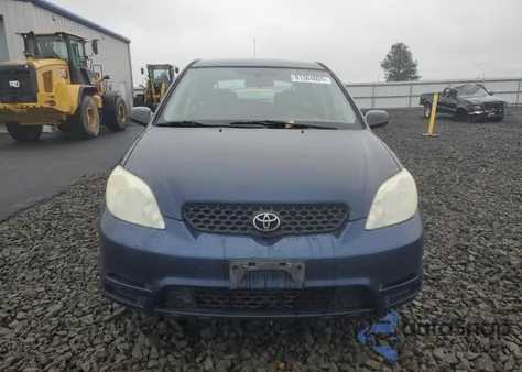 2003 Toyota Corolla Matrix Xr z USA, uszkodzony, nr VIN 2T1KR32E83C029717